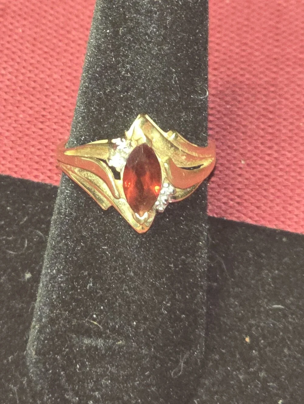 Size 7.5 10k Y/W Gold .04ctw Diamonds Garnet Bypass Ring 2.7g